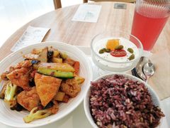 -轻蔬不用等·素食(江苏路店)