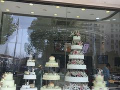 面包甜点陈列柜-甜星Star·生日蛋糕(百盛店)