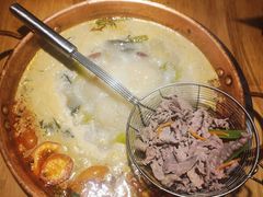 -洱火云南酸菜牛肉火锅(石景山当代商城店)