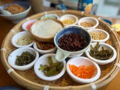 -包整·丝娃娃(一览甲秀楼风景店)