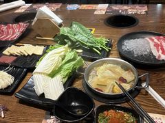 -呷哺呷哺 小火锅 (浦东新欧尚超市店)