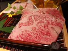 -铭牛烧肉·和牛海鲜自助(高新月牙湖店)