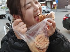 -朱记小郑酥烧饼(建康路店)