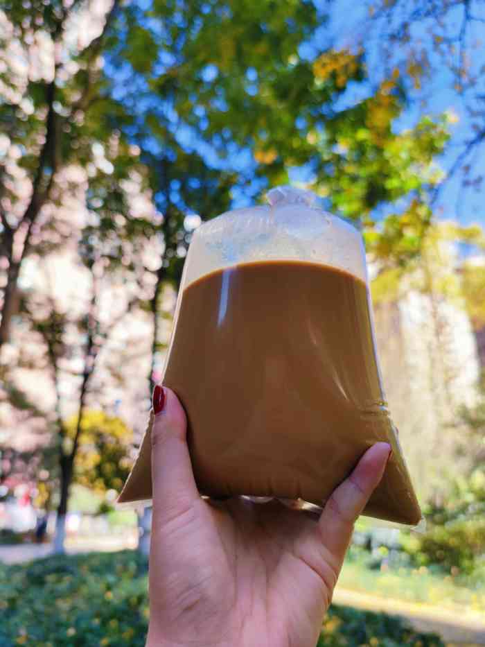 老挝手标奶咖(和谐世纪店)-"喝惯了瓶装奶茶也来试试这个独特包装的