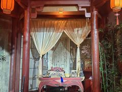 -暴风岛沉浸式体验馆(百联世纪店)