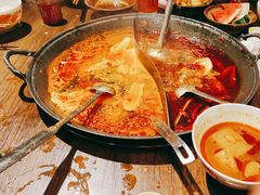 -萍姐火锅·公路夜市(武汉首店)