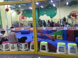 -乐8运动馆·桐语运动乐园(南湖二路店)
