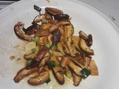 -老阿爸鲜鱼土菜(园区永旺店)