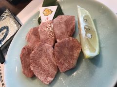 厚切牛舌-热血兄弟·炭火烤肉(融侨中心店)