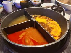 小嫩牛专利T型锅（一锅三吃）-热火朝天鲜切牛肉火锅(南强街巷店)