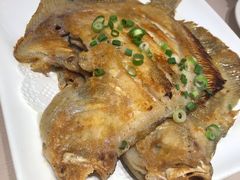 -老码头黑皮肘子锅包肉(文政街店)