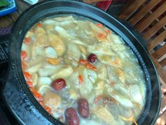 -阿鹏故事云南野生菌火锅(人民路店)