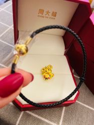 -周大福CHOW TAI FOOK(浦东八佰伴店)