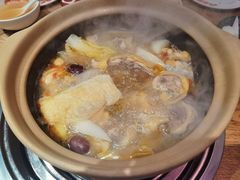 -邹开喜·炭炉鸡煲·海鲜火锅(虹口足球场店)