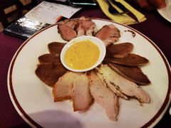 肉拼盘-老井俄式餐厅