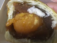 红豆蛋黄酥-鲍师傅糕点(春熙路店)