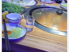 -山河屯铁锅炖(哈西站店)