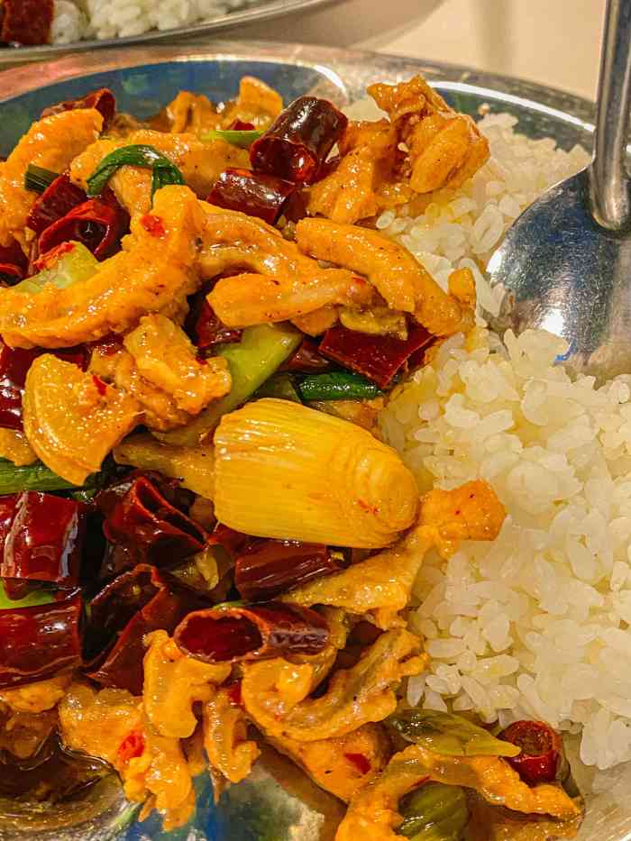 夜夜香特色板筋盖饭-"特色板筋盖饭 地址:陕西路十字路口,建.