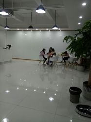 -亚太瑜伽普拉提学院