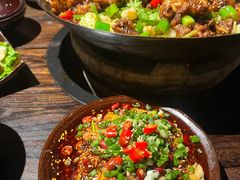 -喜在山舍·老宅吊锅·川卤酒馆(南京总店)