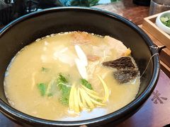 -银米·云南传统过桥米线(双廊黑金冠店)