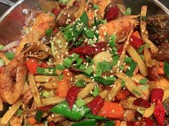 -东口码头·烧鸽子·鱼头泡饼·地方菜(金鹰悦城店)