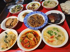 -蓝田九大碗民俗食府(蓝田店)