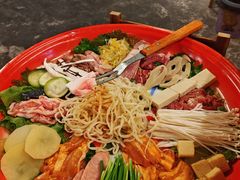 -陈叉子钢盆烤肉(中原万达店)