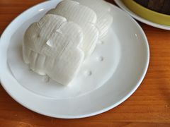 -莲餐厅·湖北菜·潜江小龙虾店(愚园路店)