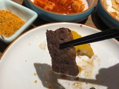 -明洞阿姨·韩式酱蟹烤肉·创意料理(三元桥店)