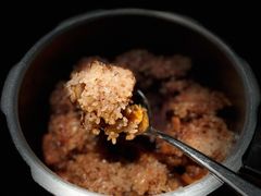 压锅糯香骨-滋色臻选川菜(北京坊旗舰店)