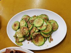 咸蛋黄炒小瓜-甜甜屋(解放中路店)
