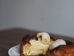 荔枝丹麦酥-Keong Saik Bakery