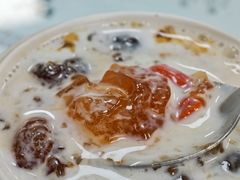 -俊丽双皮奶甜品店