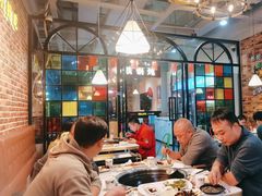 -哈尔滨烧烤·山河村铁锅炖(交大店)