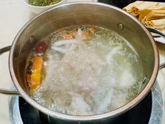 清汤锅底-海南椰子鸡餐厅(三亚湾红树林店)