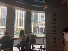 -瑞幸咖啡(三里屯SOHO-6号楼店)