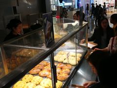 面包甜点陈列柜-LELECHA乐乐茶(美罗城店)