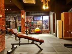 -GYMPLUS私教健身会馆(大悦城店)