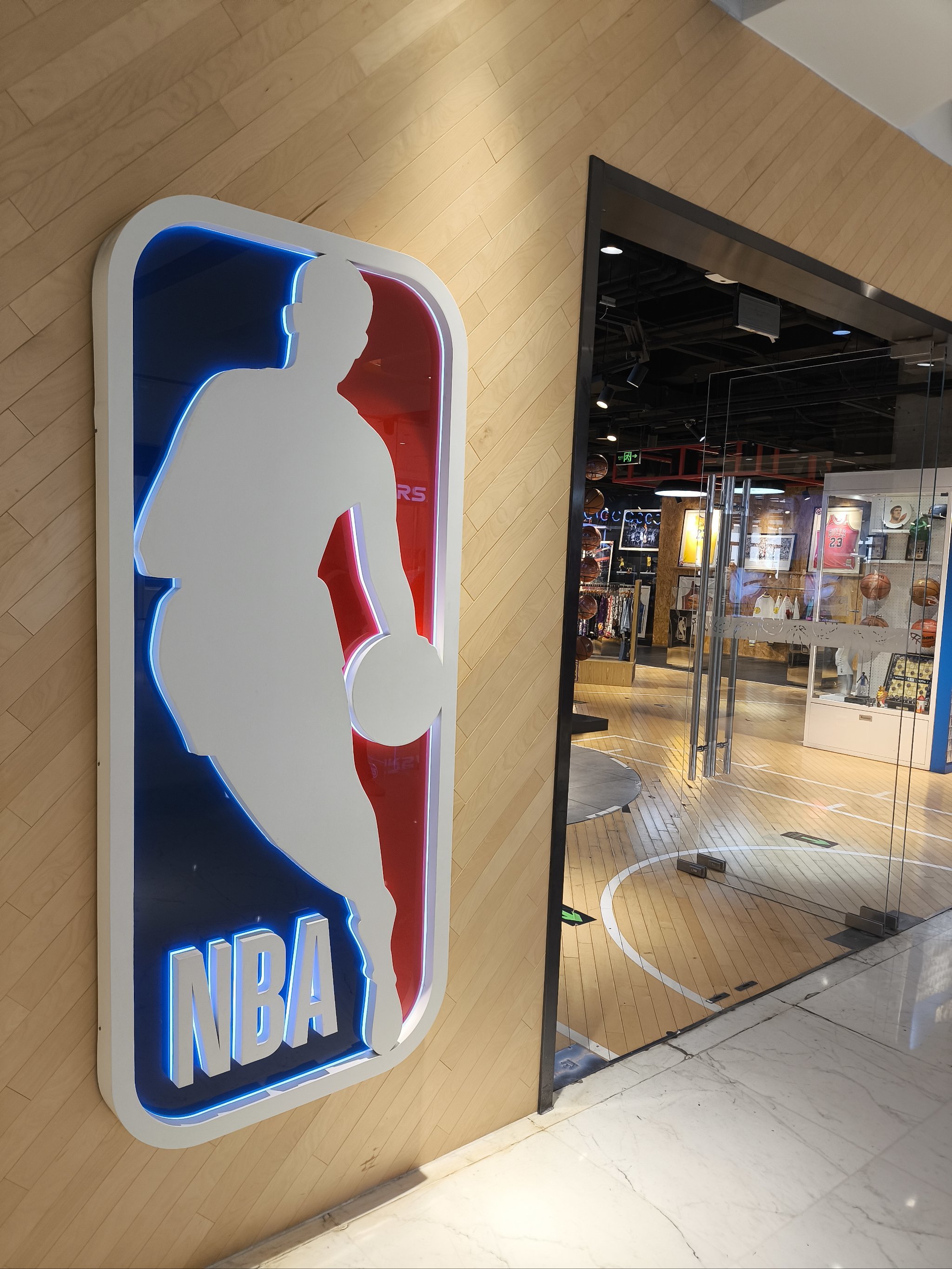 nba全球旗舰店