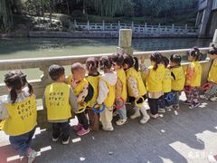 -希溪谷半山街道蒙氏托育(万科公园里校区)