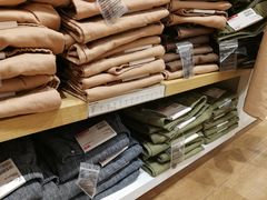 -优衣库(天津鲁能城购物中心店)