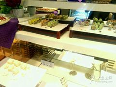 -伊尔曼都自助餐厅(102国道店)