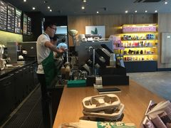 -星巴克(宁波东门银泰店)