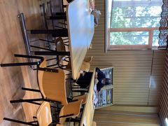 -漕河泾街道图书馆(漕河泾社区文化活动中心店)