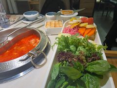 -左庭右院鲜牛肉火锅(浦江欢乐颂店)