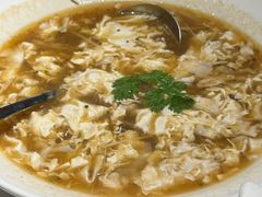 酸辣海鲜乌鱼蛋汤-羲和雅苑•北京烤鸭(国贸商城店)