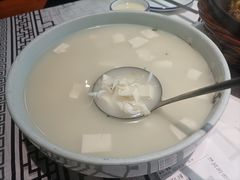 -客家大院·非遗赣南客家菜(郁孤台店)