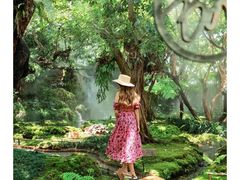 -Chom Cafe and Restaurant