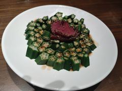 黑椒牛肉拼秋葵-将相和·海鲜蒸饺大连菜